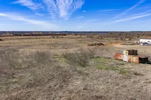 41106 Mitchell Bend Ct, Granbury, TX 76048 - Photo 4