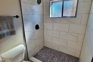 2209 Hardy Rd, Grand Prairie, TX 75051 - Photo 18