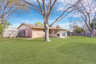 831 Warren Way, Richardson, TX 75080 - Photo 2