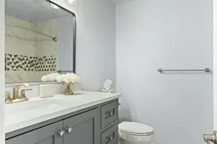 2113 Victoria Rd, Carrollton, TX 75007 - Photo 16