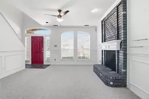 2244 Tiffany Glenn Ct, Bedford, TX 76021 - Photo 4