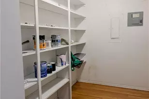 1122 W 6th St, McGregor, TX 76657 - Photo 16