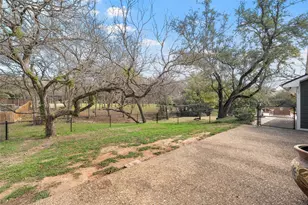 227 Oak Creek Cir, Waco, TX 76657 - Photo 34