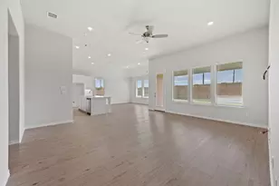 718 Tinsley Mdws Dr, Van Alstyne, TX 75495 - Photo 6