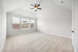 718 Tinsley Mdws Dr, Van Alstyne, TX 75495 - Photo 16