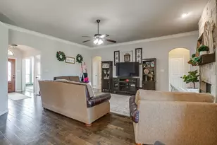 8005 Canyon Ridge Dr, Godley, TX 76044 - Photo 10