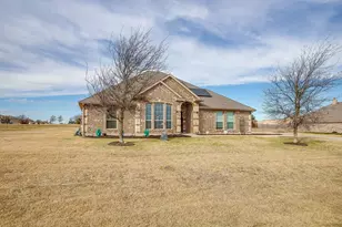 8005 Canyon Ridge Dr, Godley, TX 76044 - Photo 2