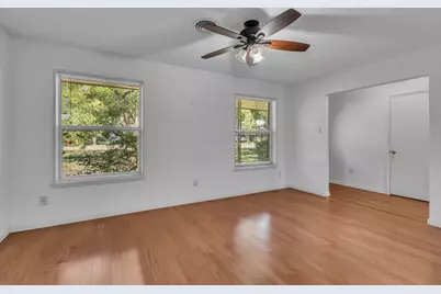 2972 Maydelle Lane, Farmers Branch, TX 75234 - Photo 8