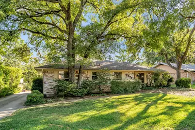 2972 Maydelle Lane, Farmers Branch, TX 75234 - Photo 4