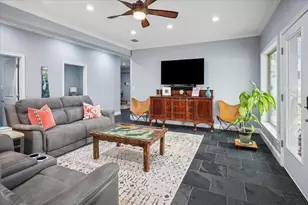 154 Bayside Cir, Malakoff, TX 75148 - Photo 8