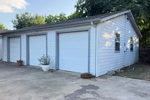 227 W Center St, Duncanville, TX 75116 - Photo 20