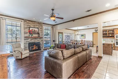 13507 Friendship Road, Pilot Point, TX 76258 - Photo 6