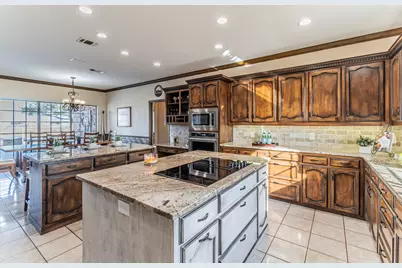 13507 Friendship Road, Pilot Point, TX 76258 - Photo 10