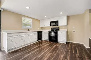 6316 Jennings Dr, The Colony, TX 75056 - Photo 8