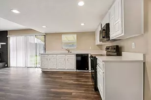 6316 Jennings Dr, The Colony, TX 75056 - Photo 10