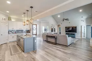 7912 Loma Ln, Godley, TX 76044 - Photo 12