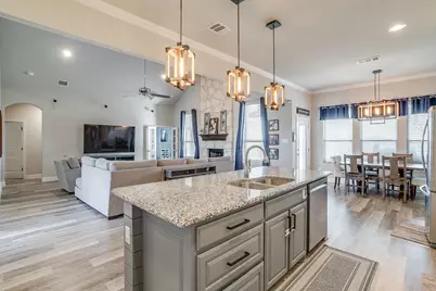 7912 Loma Lane, Godley, TX 76044 - Photo 10