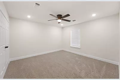 2000 Knollwood Lane, Carrollton, TX 75006 - Photo 8