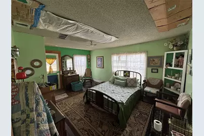 230 N Elm Avenue, Munday, TX 76371 - Photo 6