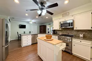 1529 E Windsor Dr, Denton, TX 76209 - Photo 8