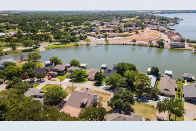 5012 Santa Elena Court, Granbury, TX 76049 - Photo 2