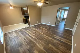 241 N Sherman St, Palmer, TX 75152 - Photo 1