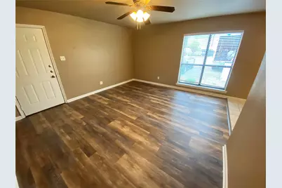 241 N Sherman Street #A, Palmer, TX 75152 - Photo 2