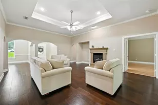 8974 Ranch Bluff Ct, Benbrook, TX 76126 - Photo 4