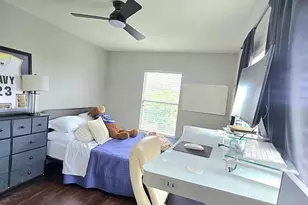 420 N Hill Ave, Dallas, TX 75246 - Photo 12