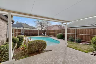 3836 O B Crowe Dr, Dallas, TX 75227 - Photo 34