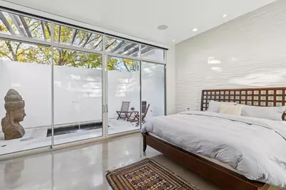 51 Vanguard Way, Dallas, TX 75243 - Photo 20