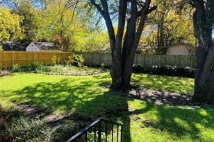 1800 W College St, Sherman, TX 75092 - Photo 18