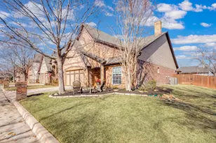 223 Wood St, Grapevine, TX 76051 - Photo 4