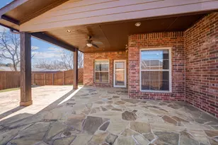 223 Wood St, Grapevine, TX 76051 - Photo 34