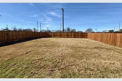 2412 Glasgow Way, Denton, TX 76207 - Photo 20