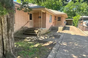 2421 S Tyler St, Dallas, TX 75224 - Photo 1