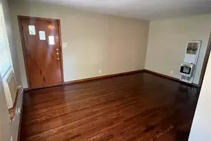 2421 S Tyler St, Dallas, TX 75224 - Photo 2