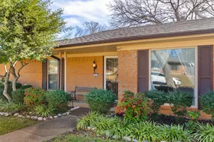 1820 Jamaica Ln, Sherman, TX 75092 - Photo 2