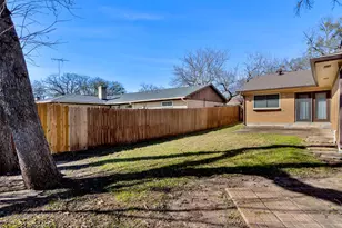 1820 Jamaica Ln, Sherman, TX 75092 - Photo 32