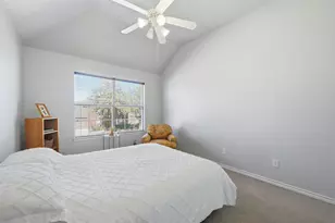 1217 Black Hawk Dr, Fort Worth, TX 76052 - Photo 28