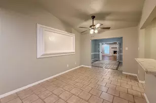 2721 E Wentwood Dr, Carrollton, TX 75007 - Photo 4