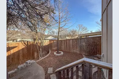 2721 E Wentwood Drive, Carrollton, TX 75007 - Photo 24