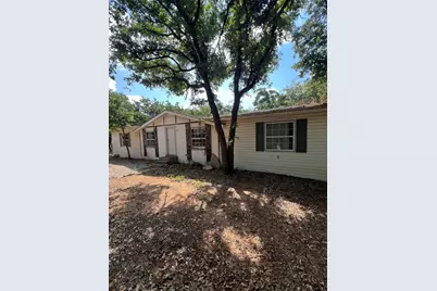 2109 Timber Top Trail, Joshua, TX 76058 - Photo 2