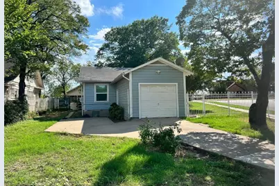 1720 Grand Avenue, Fort Worth, TX 76164 - Photo 2