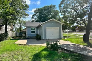 1720 Grand Ave, Fort Worth, TX 76164 - Photo 2