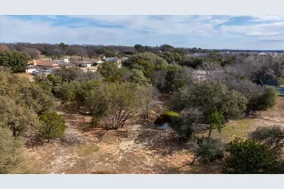 5015 Elms Court, Granbury, TX 76049 - Photo 22