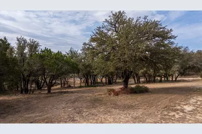 5015 Elms Court, Granbury, TX 76049 - Photo 10