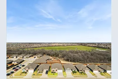 1377 Dillard Creek Drive, Fort Worth, TX 76247 - Photo 28