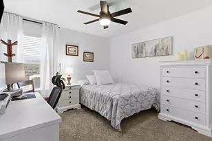 1377 Dillard Creek Dr, Justin, TX 76247 - Photo 20