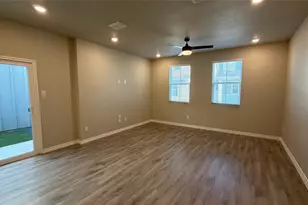 709 16th St, Argyle, TX 76226 - Photo 4